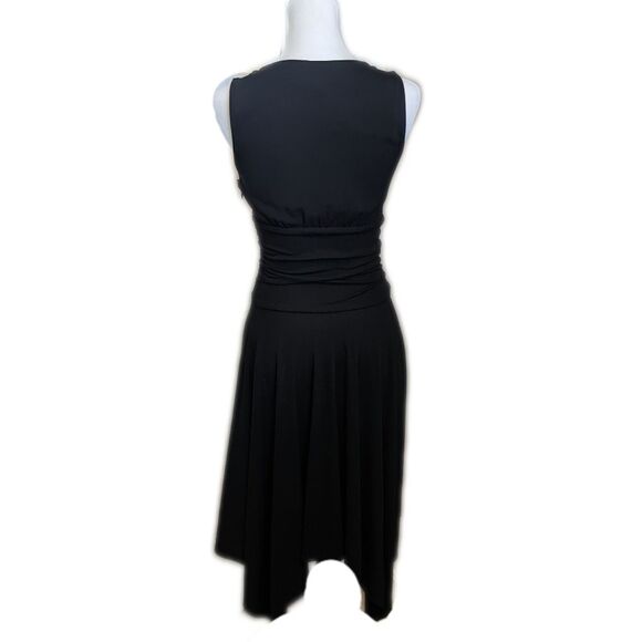 Cynthia Steffe black v-neck sleeveless midi dress with shark bite hem XS - Picture 3 of 8